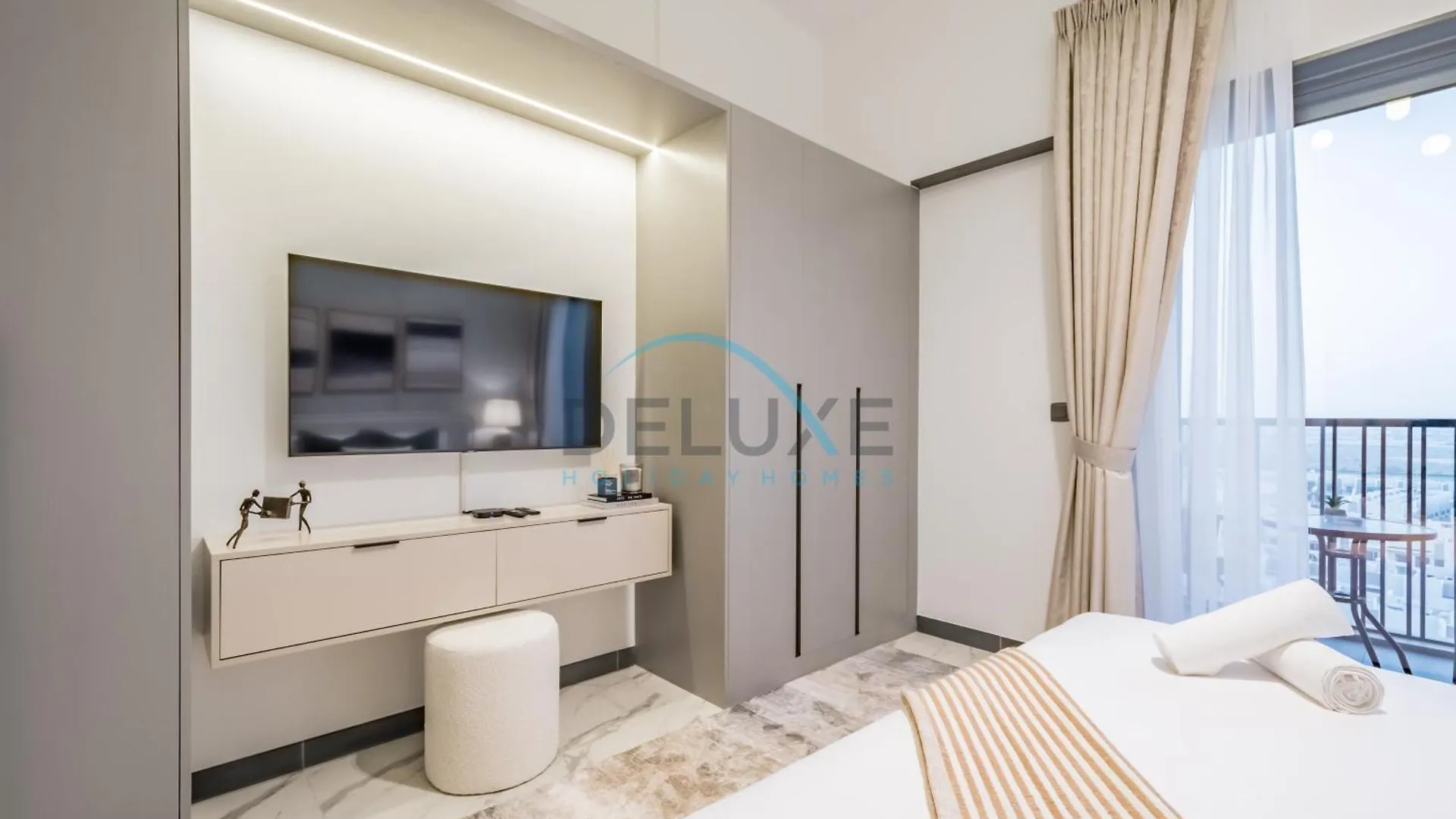 Delightful Studio Apartment At Mag 930, Mohammad Bin Rashid City By Deluxe Holiday Homes Dubai 0*,